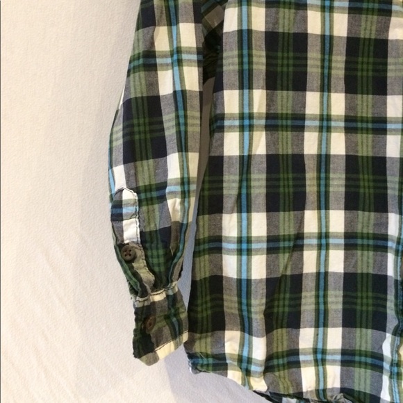 EUC-Children’s Place- boys long sleeved Button Up - Picture 3 of 6